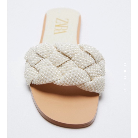Pearl Detail Woven Slide Sandals! EUC! - Picture 2 of 9